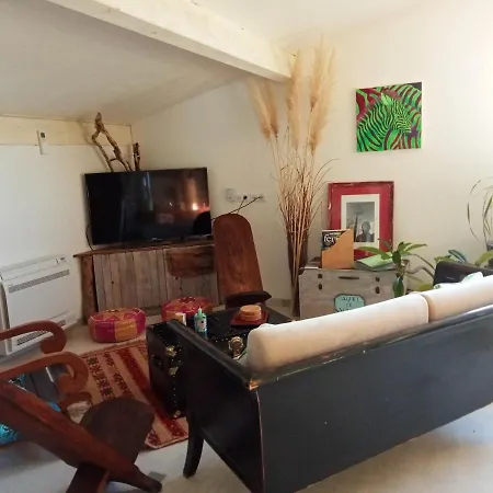 Logement De Charme Avec Piscine Et Jacuzzi Carnoules  Exterior foto