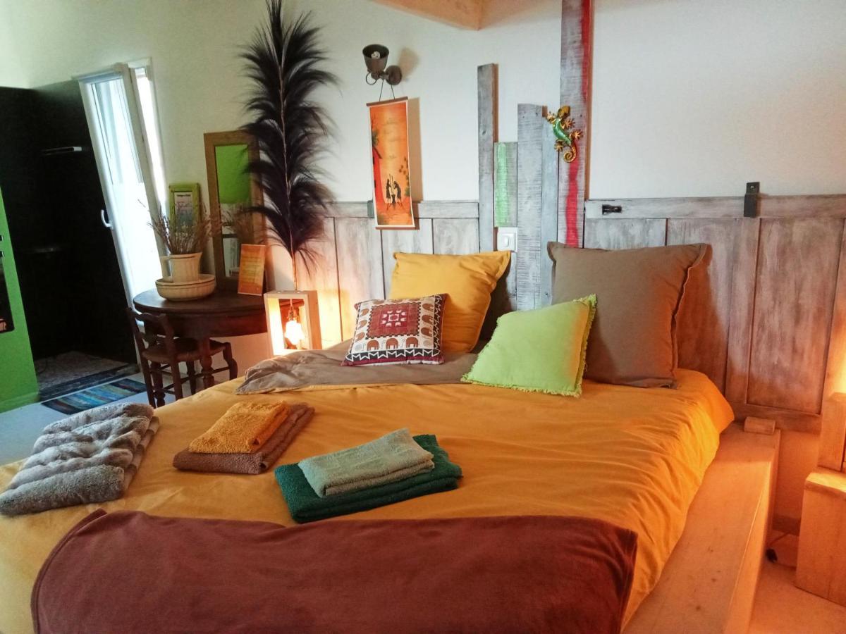 Apartment De Charme Avec Piscine Et Jacuzzi *
