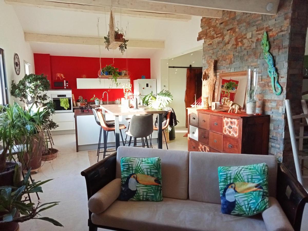 De Charme Avec Piscine Et Jacuzzi Apartment Carnoules (Var)